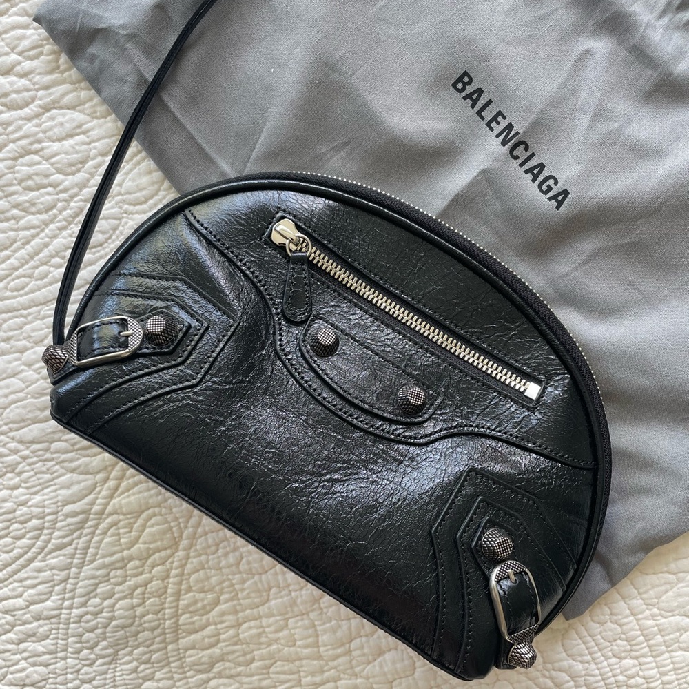 Authentic Balenciaga Le Cagore pouch
